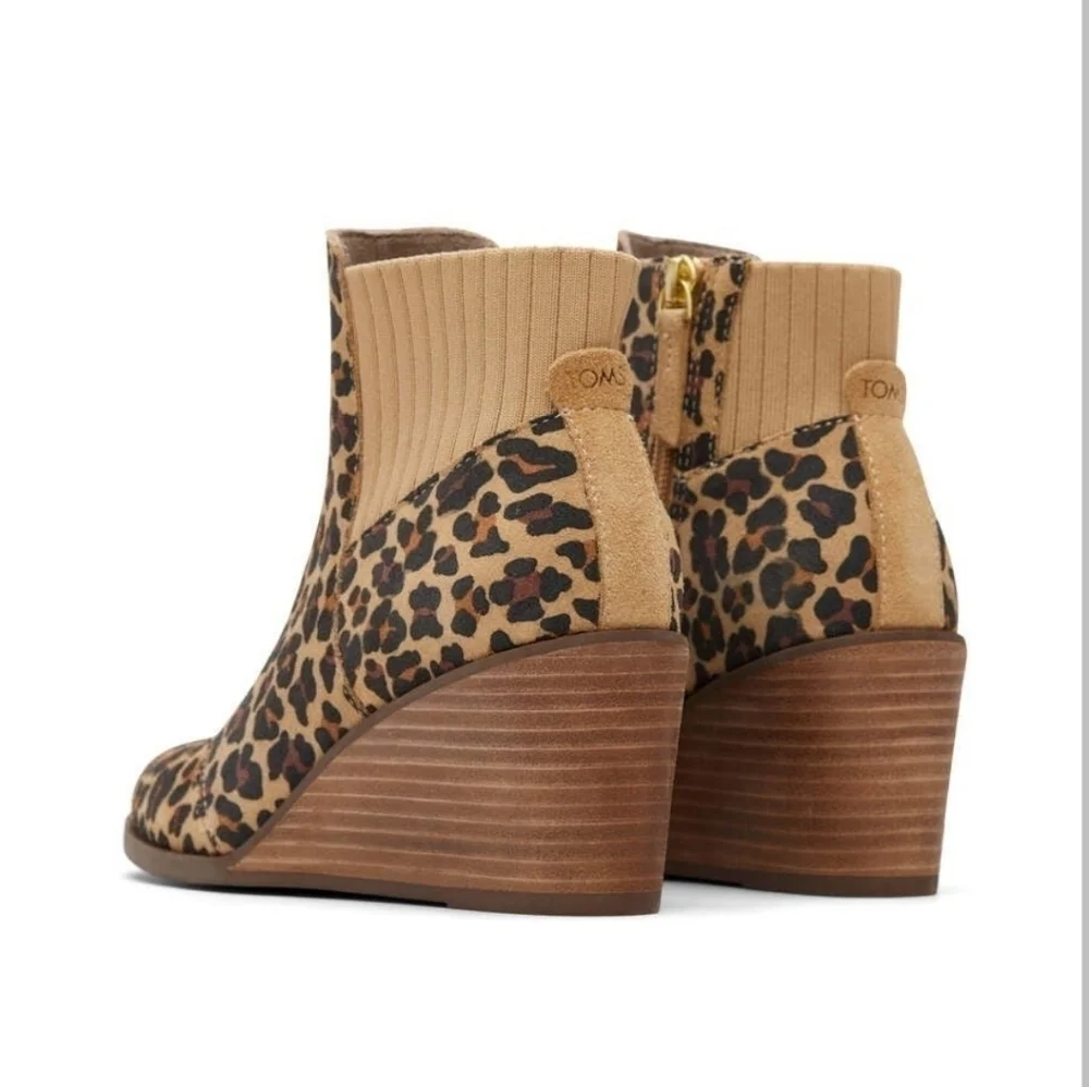TOMS Sadie Tan Classic Leopard print Suede Women's‎ Wedge heel Boot Size 8